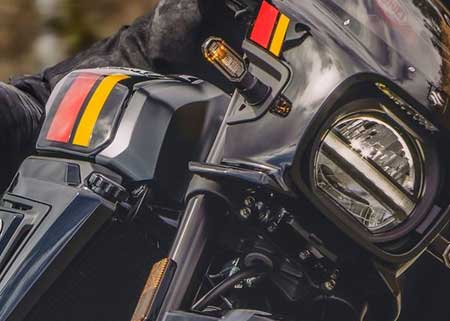 SuzukiSV-8TT Modell 2026 Dynamisch geschärft